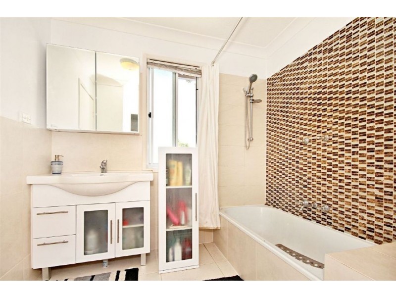 4/51 Cottesloe Drive, Robina QLD 4226