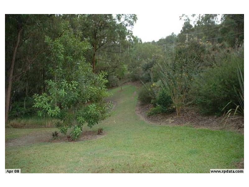 4 Hugh Guinea Court, Worongary QLD 4213