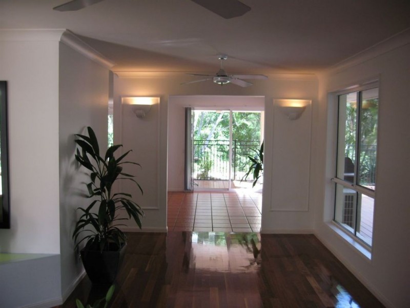 4 Hugh Guinea Court, Worongary QLD 4213