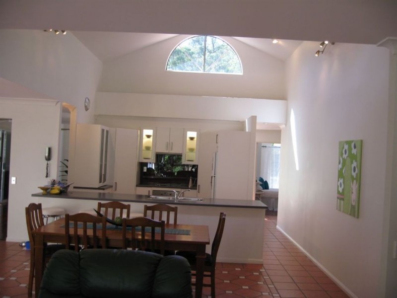 4 Hugh Guinea Court, Worongary QLD 4213