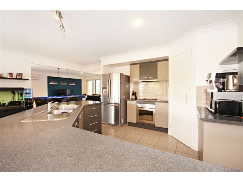 21 Kelsey Circuit, Nerang QLD 4211