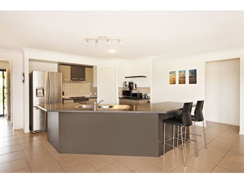 21 Kelsey Circuit, Nerang QLD 4211