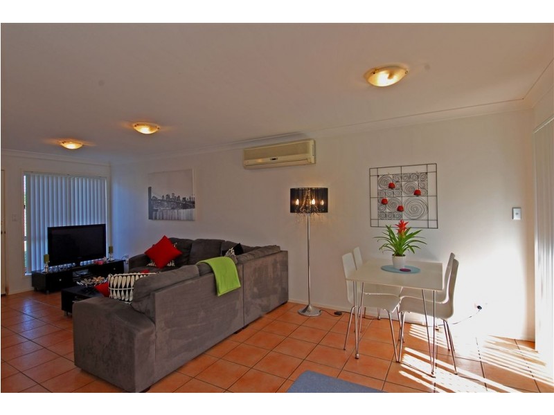 1/3 Red Ash Court, Merrimac QLD 4226