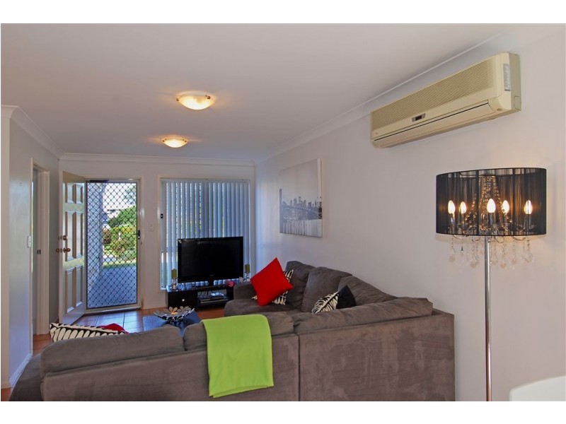 1/3 Red Ash Court, Merrimac QLD 4226