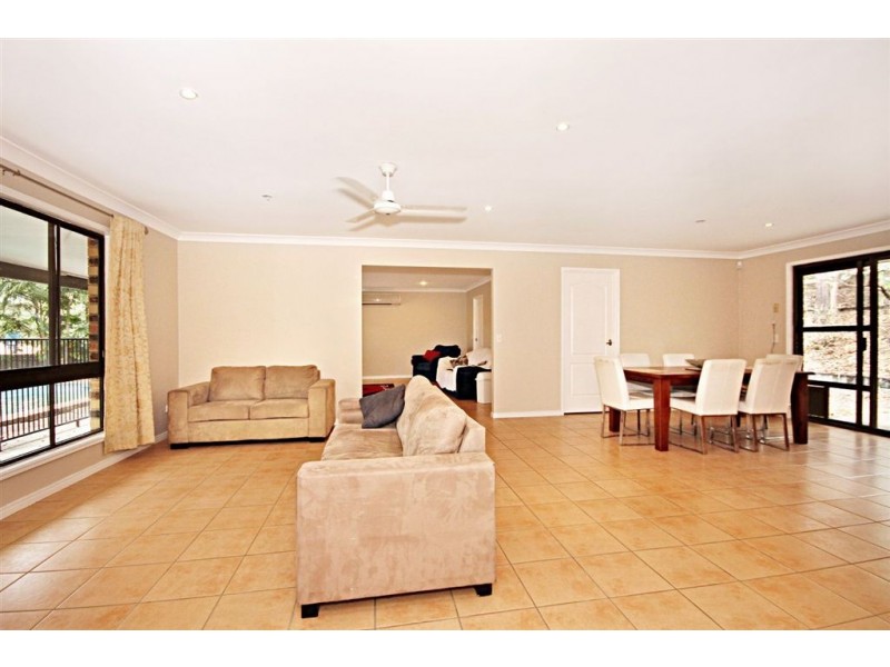 1 Wallaby Drive, Mudgeeraba QLD 4213