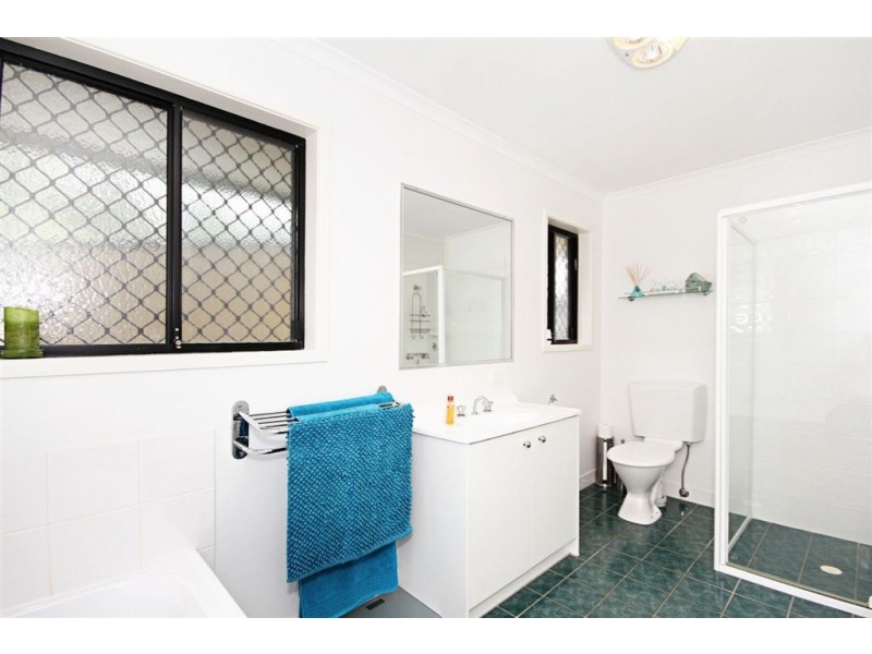 30 Kauri Court, Bonogin QLD 4213