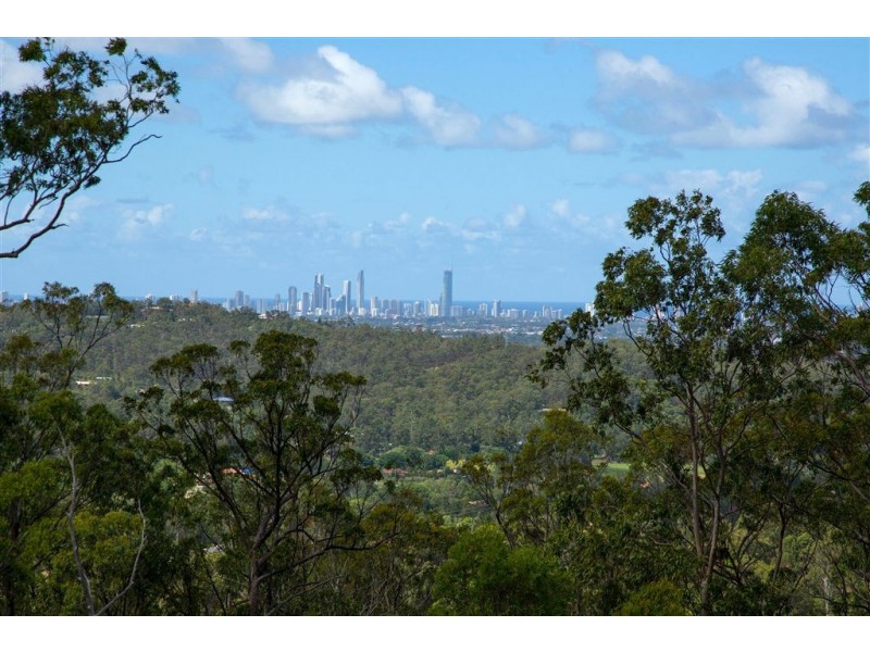 37 Coralcoast Drive, Tallai QLD 4213