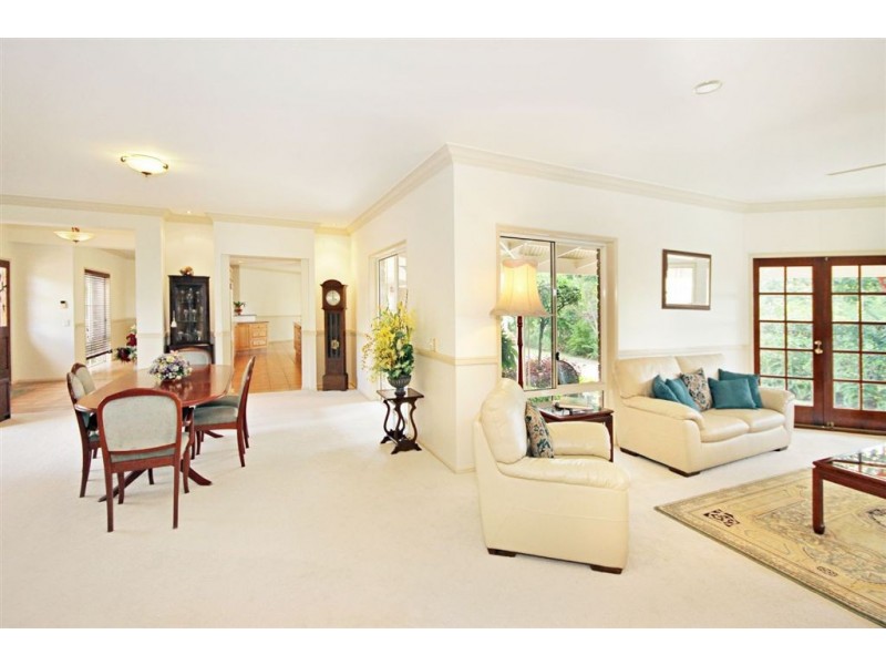 42 Gardenia Drive, Bonogin QLD 4213