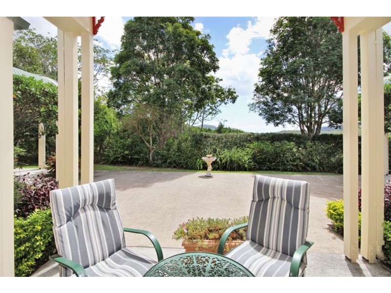 42 Gardenia Drive, Bonogin QLD 4213