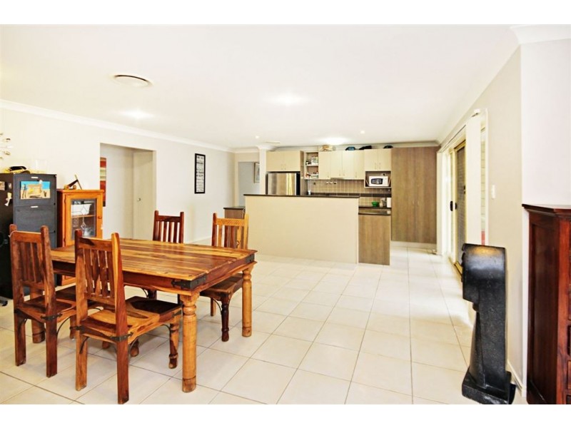 18 Kelsey Circuit, Nerang QLD 4211