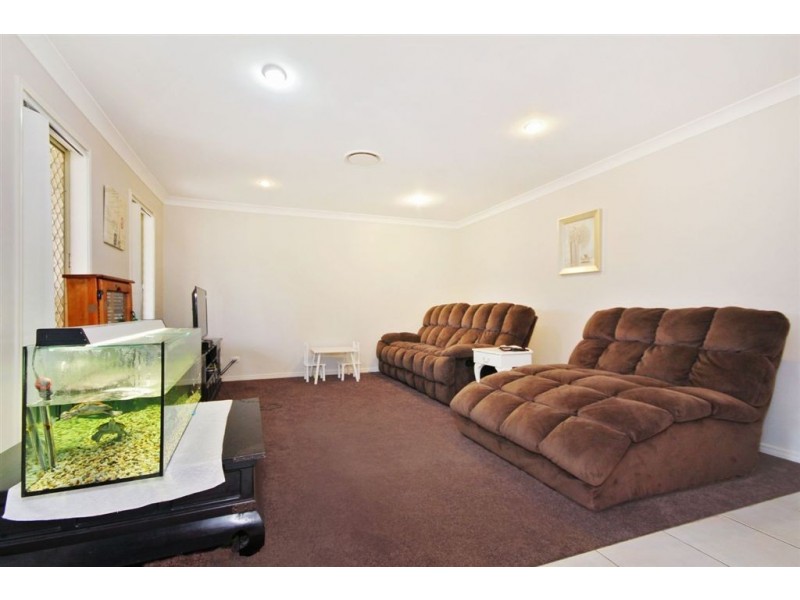 18 Kelsey Circuit, Nerang QLD 4211