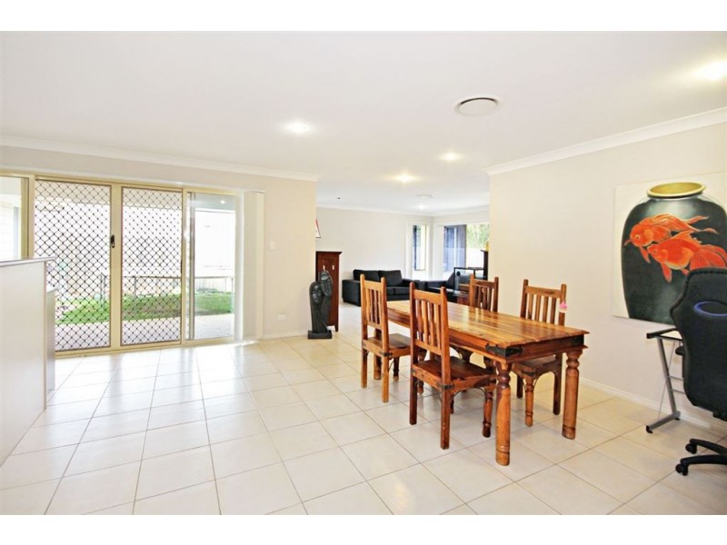 18 Kelsey Circuit, Nerang QLD 4211