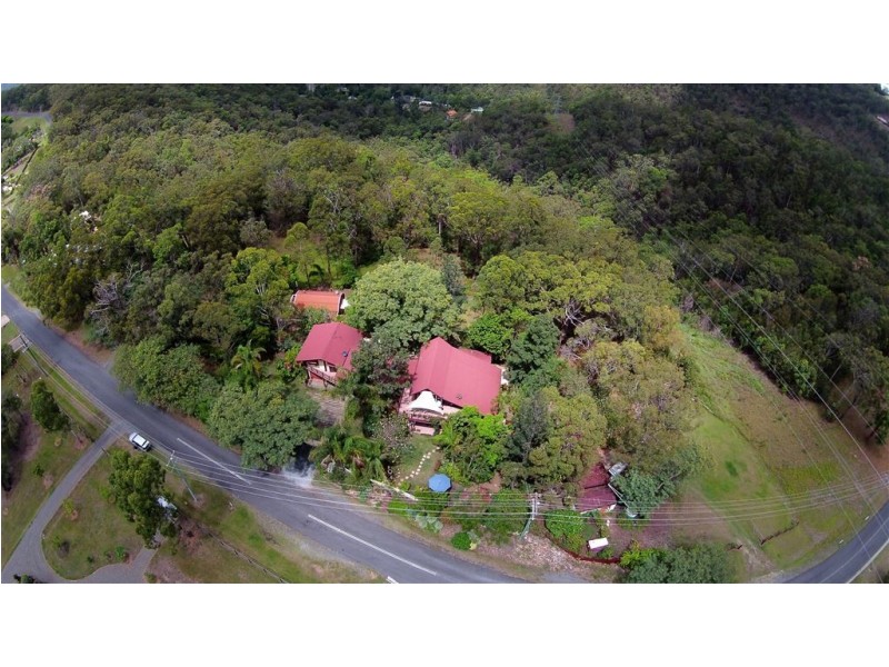 251 Chesterfield Drive, Bonogin QLD 4213