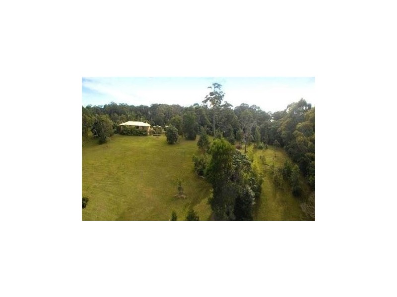251 Chesterfield Drive, Bonogin QLD 4213