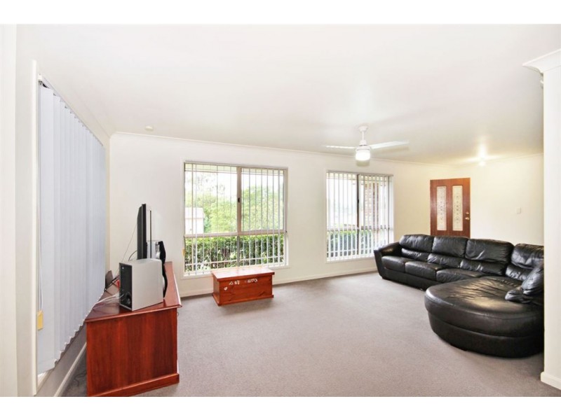 15 Parklake Drive, Mudgeeraba QLD 4213