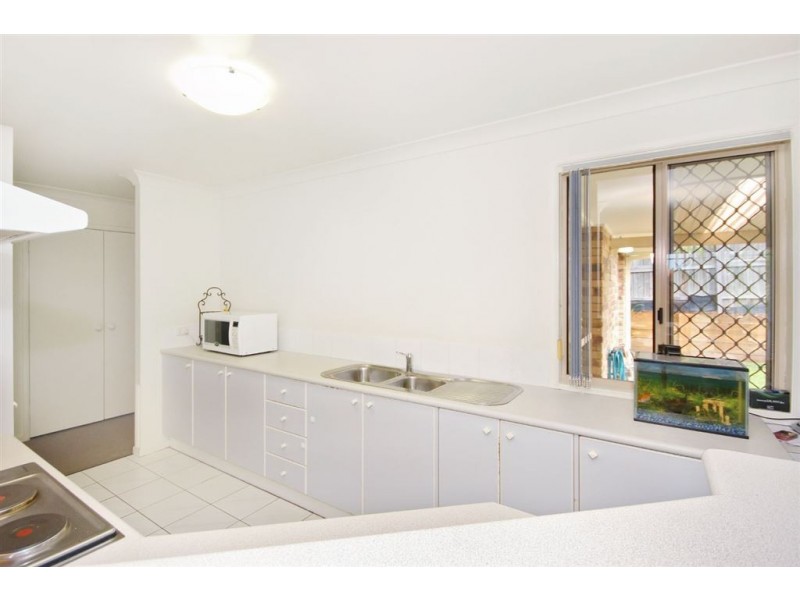 15 Parklake Drive, Mudgeeraba QLD 4213