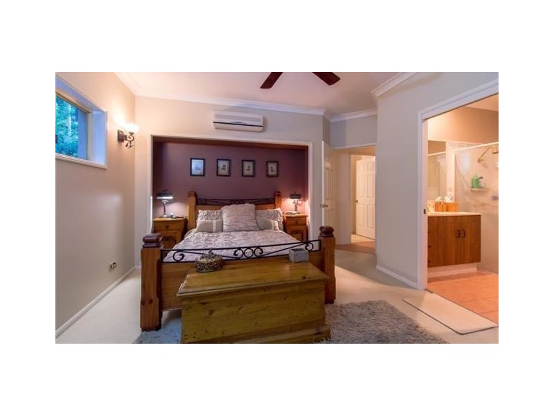 7 Stirling Court, Bonogin QLD 4213