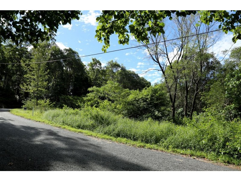 13 Bromfield Drive, Bonogin QLD 4213