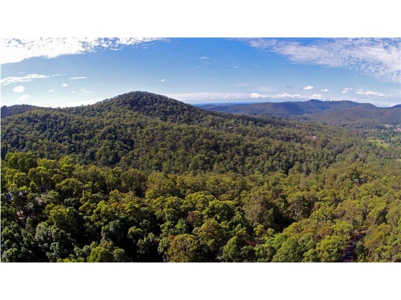 13 Bromfield Drive, Bonogin QLD 4213