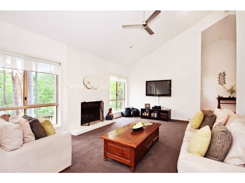 25 Leyshon Court, Bonogin QLD 4213