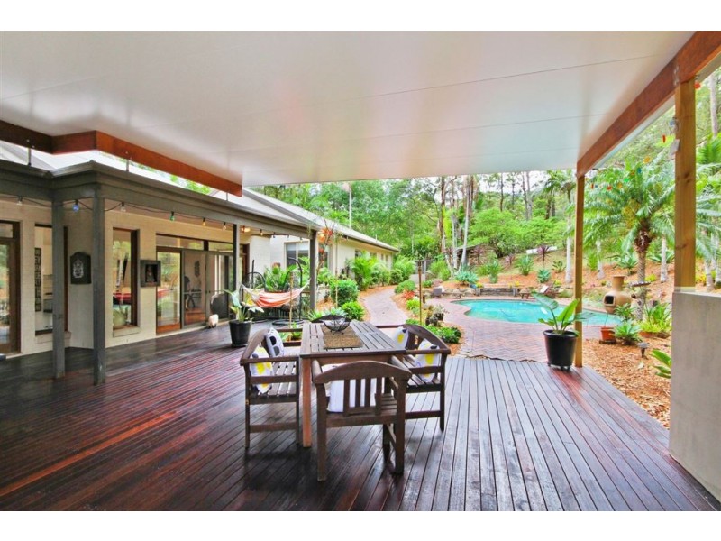 25 Leyshon Court, Bonogin QLD 4213