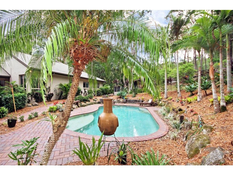 25 Leyshon Court, Bonogin QLD 4213