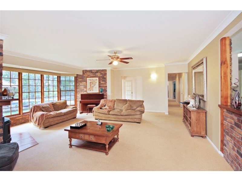 22 Tarawara Avenue, Tallai QLD 4213