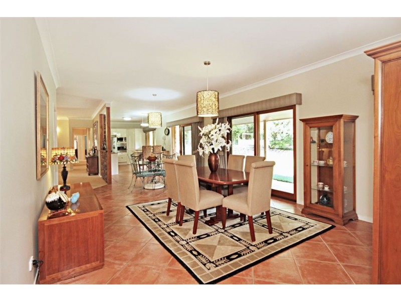 22 Tarawara Avenue, Tallai QLD 4213