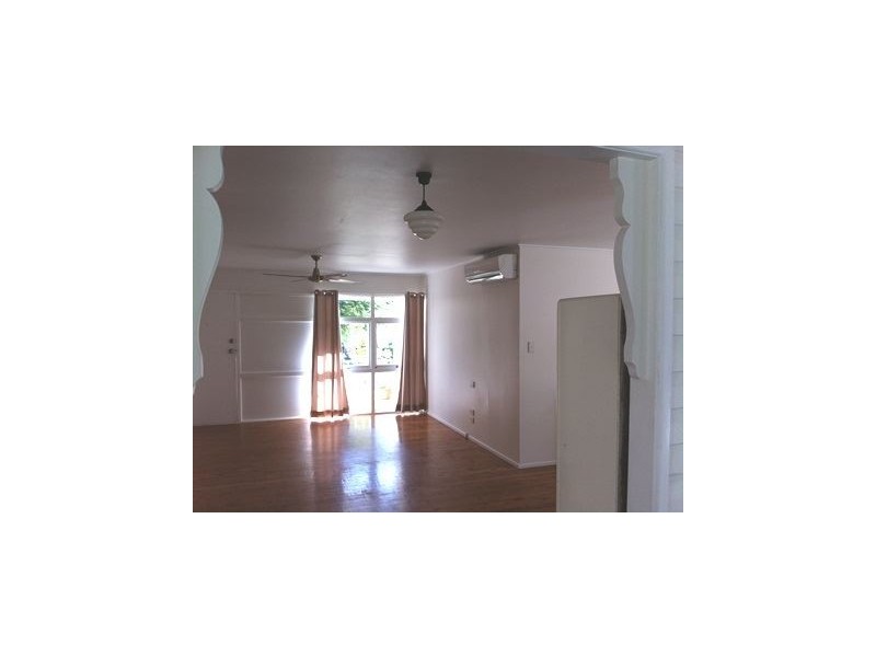 23 Ewan Street, Southport QLD 4215