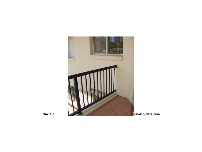 24/14 Spendelove, Southport QLD 4215