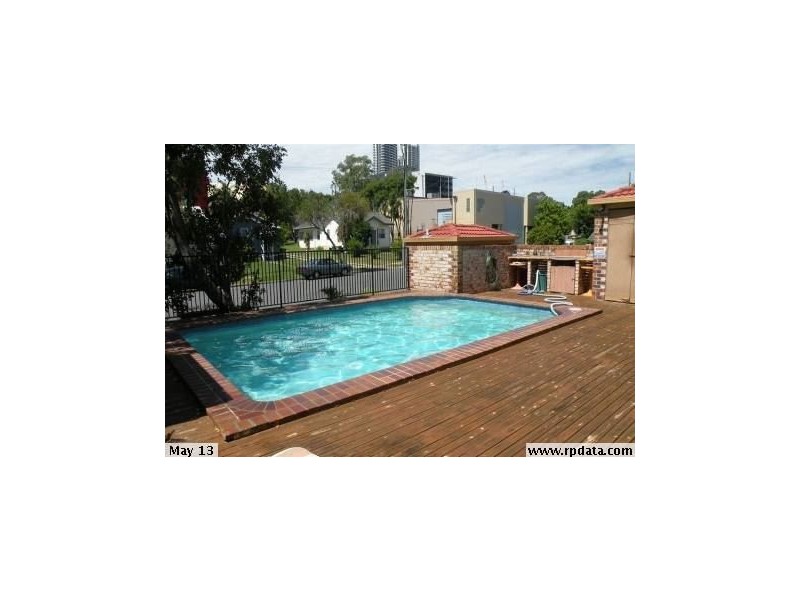 24/14 Spendelove, Southport QLD 4215