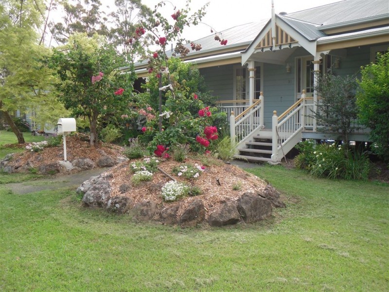 80 Chesterfield Drive, Mudgeeraba QLD 4213