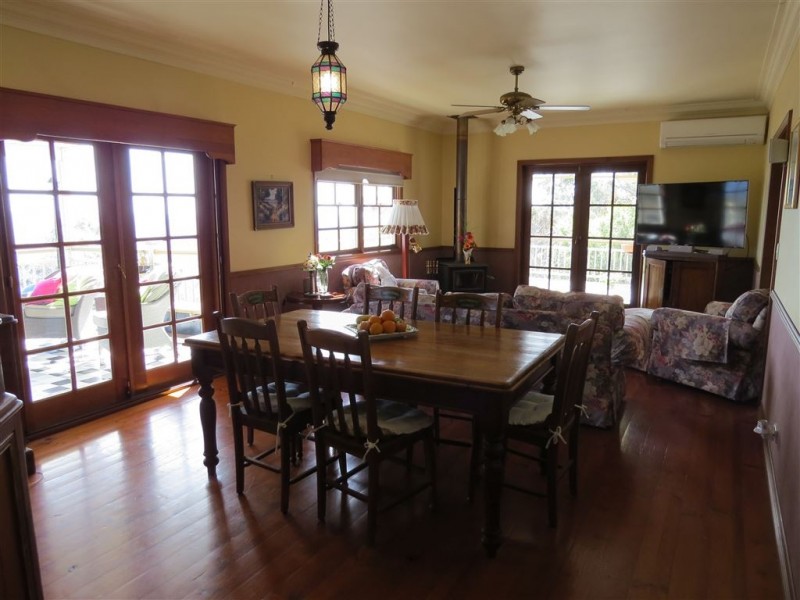 80 Chesterfield Drive, Mudgeeraba QLD 4213