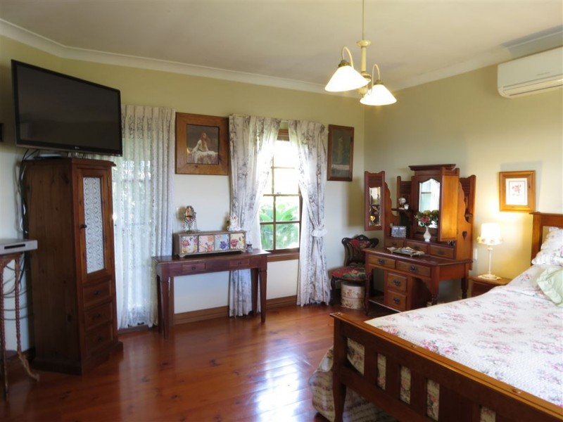 80 Chesterfield Drive, Mudgeeraba QLD 4213