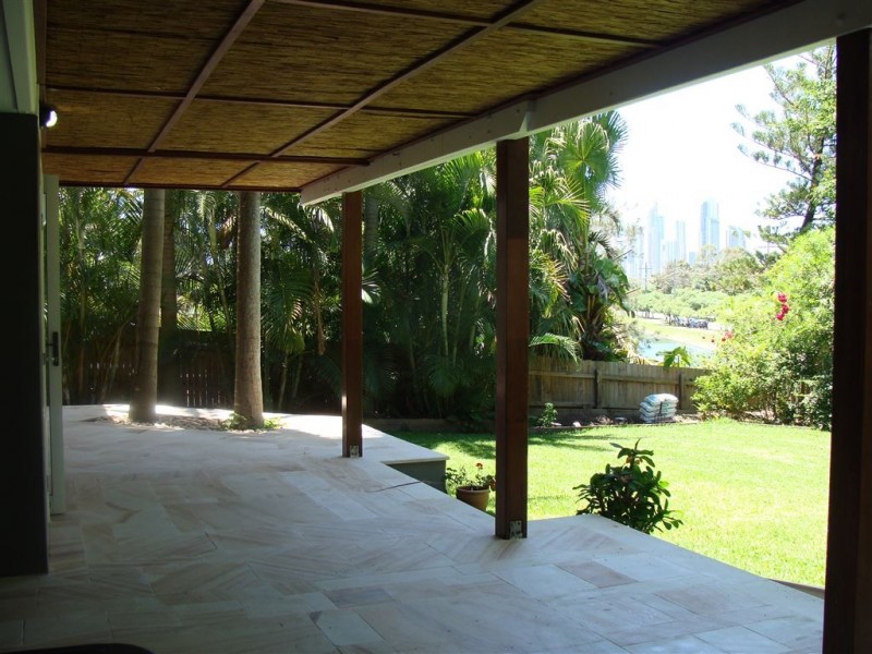 24b Wistaria Avenue, Southport QLD 4215