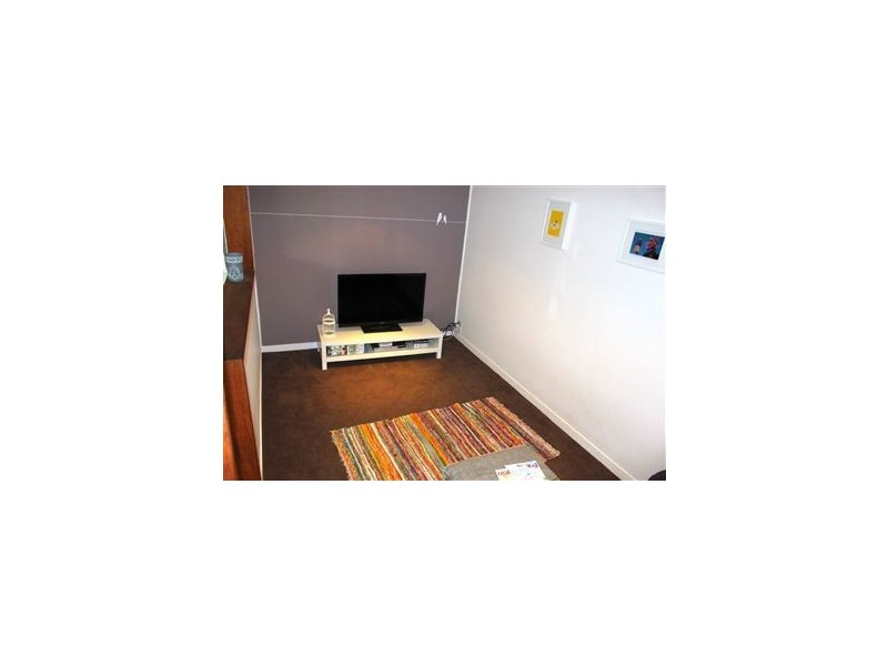 16 Dandar Drive, Southport QLD 4215