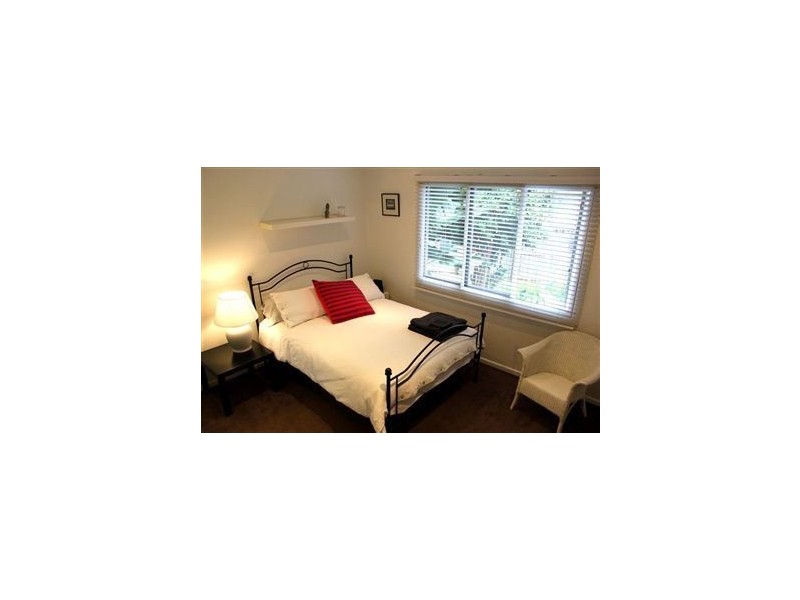 16 Dandar Drive, Southport QLD 4215