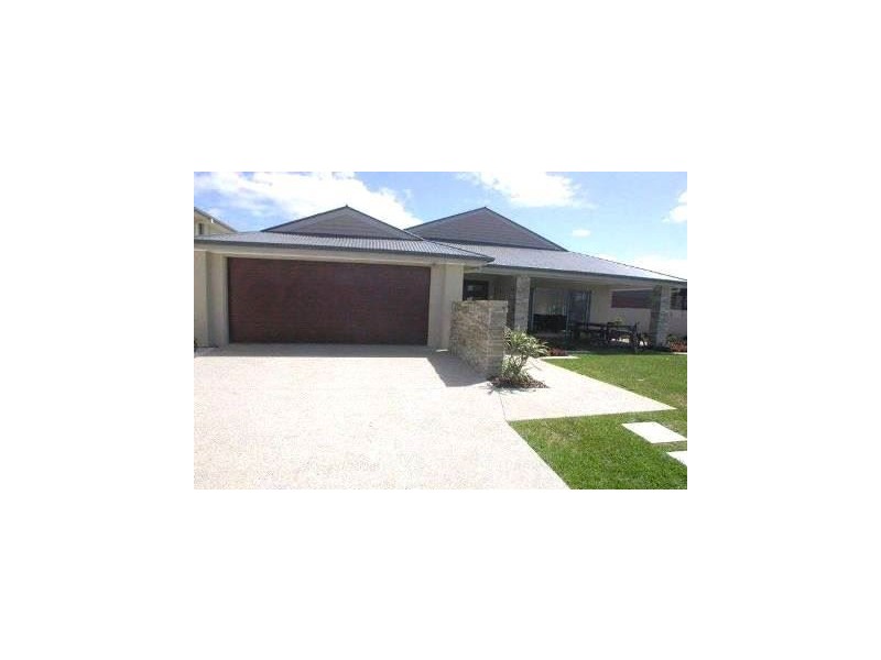 70 Southaven Drive, Helensvale QLD 4212