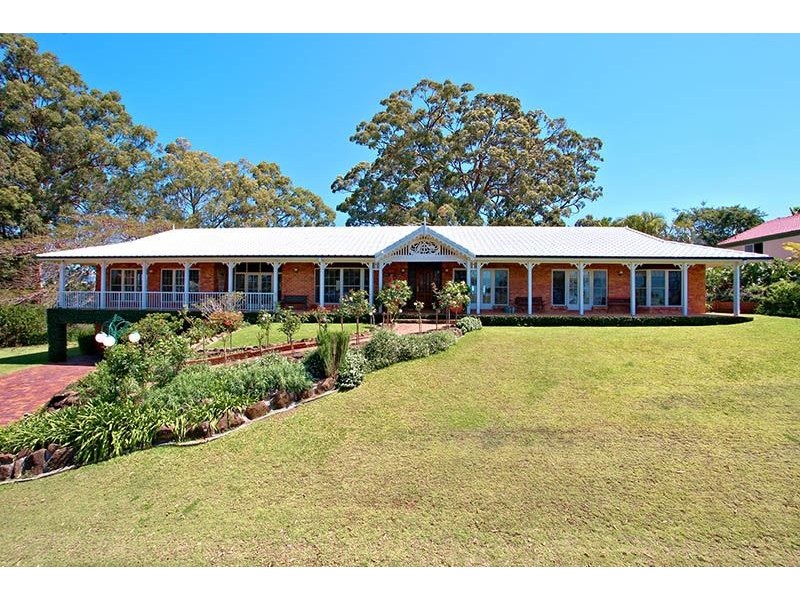 16 Earle Court, Tallai QLD 4213