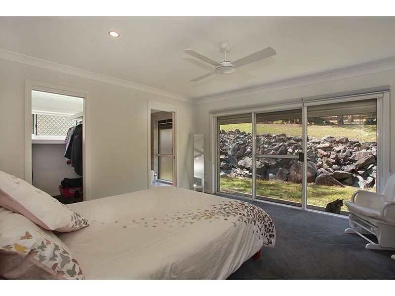 29 Walker Drive, Worongary QLD 4213