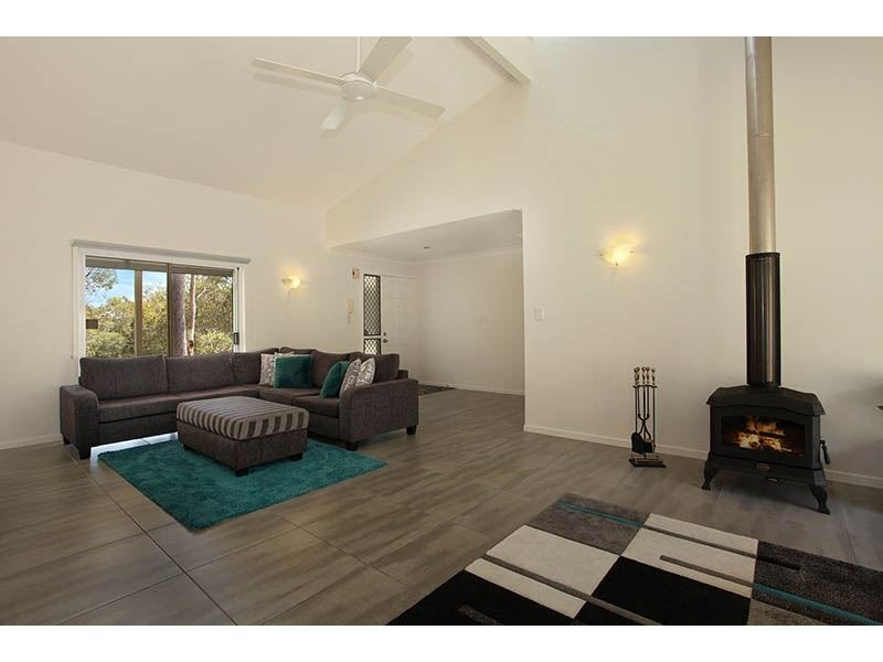 29 Walker Drive, Worongary QLD 4213