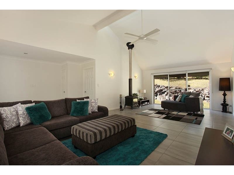 29 Walker Drive, Worongary QLD 4213