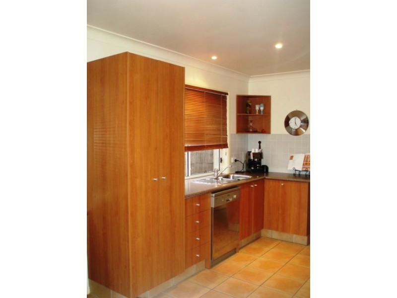 12 Ewan Street, Southport QLD 4215