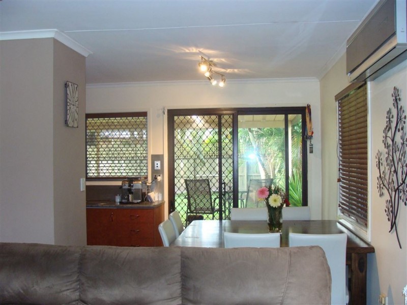 31 Allinga Street, Coombabah QLD 4216