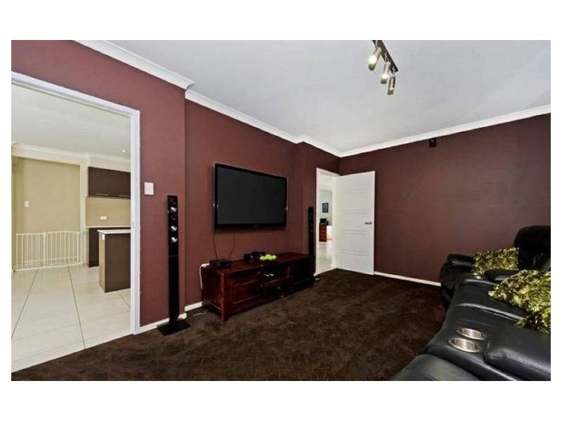 13 Saddle Back Street, Upper Coomera QLD 4209