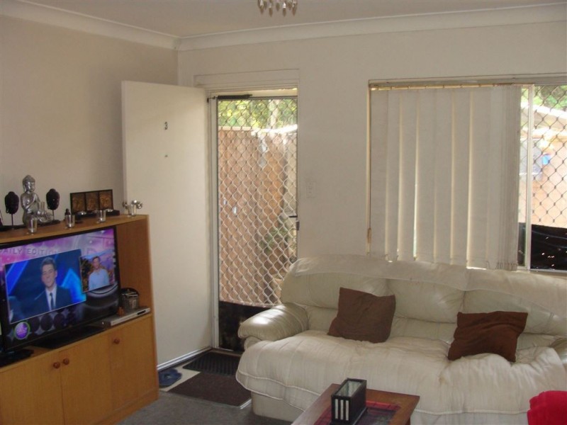 3/194 High Street, Southport QLD 4215