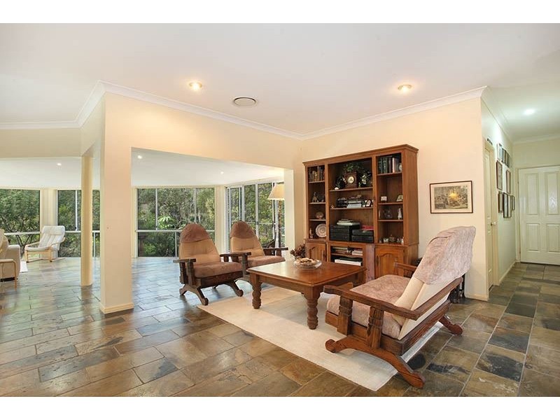 24 Strawberry Road, Mudgeeraba QLD 4213