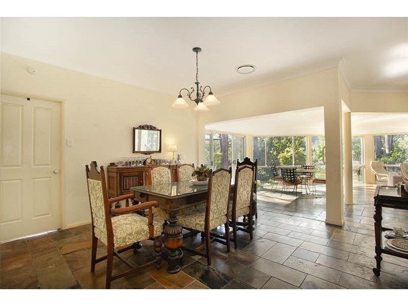24 Strawberry Road, Mudgeeraba QLD 4213