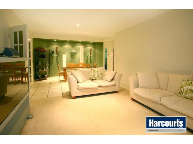 2 Riverlilly Street, Reedy Creek QLD 4227