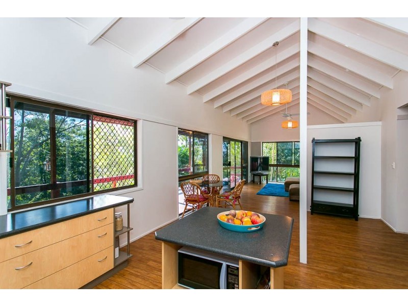 25 Currong Crescent, Mudgeeraba QLD 4213